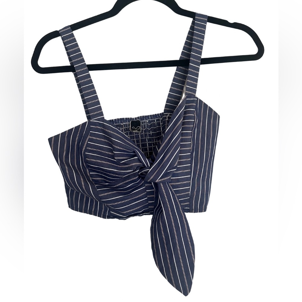Windsor Navy Striped Tie-Front Crop Top, Size‎ S, EUC
